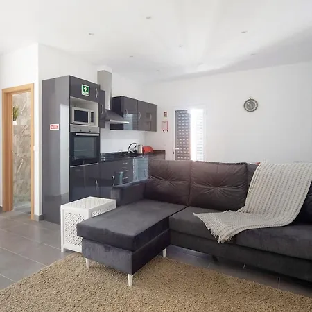 Capelas Pdl Apartamento Ponta Delgada